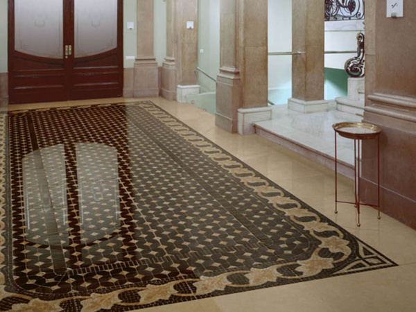 Угол Cantonera Laertes Marron 43.5x43.5 от Vives Ceramica (Испания)