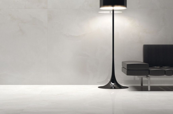 Керамогранит Ultra Onici Grigio shiny (6mm) 150 150x75 от Ariostea (Италия)