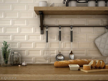 Плинтус EVOLUTION INMETRO Skirting Gris oscuro Brillo 15x15 от Equipe Ceramicas (Испания)