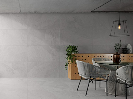 Керамогранит ANNAPURNA NEGRO REC. 80x80 от Grespania (Испания)